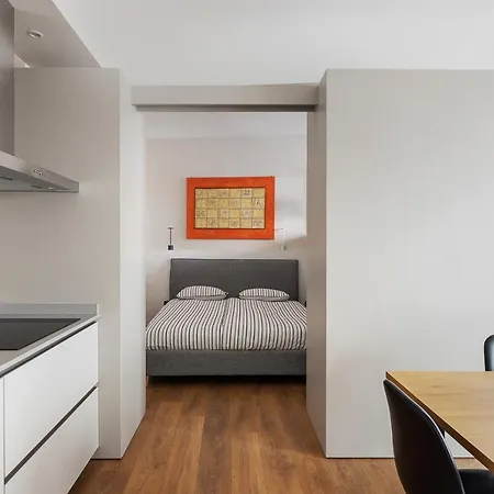 2 Min Zum Lago Maggiore, Modernes & Zentrales Apartment *